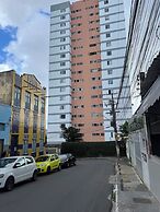 Apartamento perto de tudo em condomínio