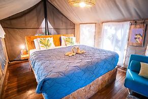 Curiol Boutique Hotel & Lounge