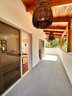 Curiol Boutique Hotel & Lounge