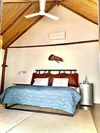 Curiol Boutique Hotel & Lounge