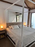 Curiol Boutique Hotel & Lounge