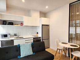 U Suites on Victoria