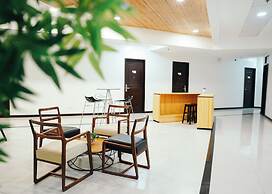 Travelbee Airport Inn