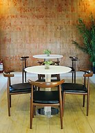 Travelbee Airport Inn