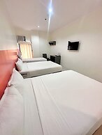 Travelbee Airport Inn