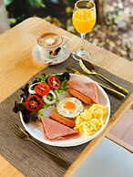 Arb Pa Home & Cafe at Mae On