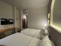 Azana Essence Sanggabuana Bogor