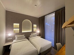 Azana Essence Sanggabuana Bogor