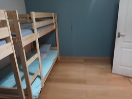 Room in Apartment - Bed 18 in a 6-bed Mixed Dormitory Room