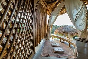 Camanta Penida - Adult Only