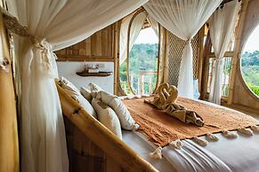 Camanta Penida - Adult Only