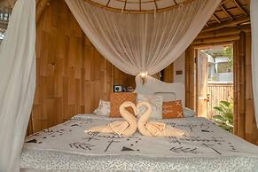 Camanta Penida - Adult Only