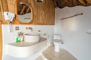 Camanta Penida - Adult Only