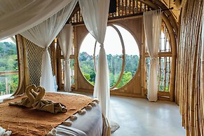 Camanta Penida - Adult Only