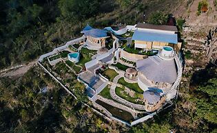 Camanta Penida - Adult Only