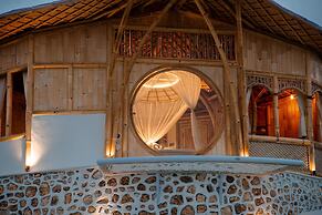 Camanta Penida - Adult Only