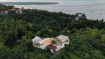 Camanta Penida - Adult Only