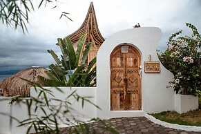 Camanta Penida - Adult Only