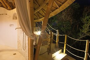 Camanta Penida - Adult Only