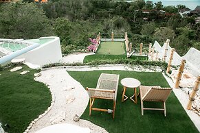 Camanta Penida - Adult Only