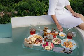 Camanta Penida - Adult Only