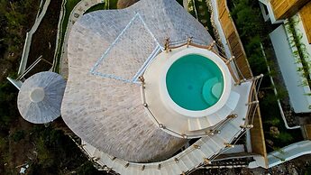 Camanta Penida - Adult Only