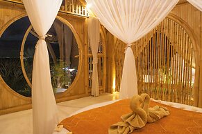 Camanta Penida - Adult Only