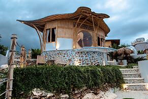 Camanta Penida - Adult Only