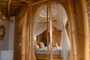 Camanta Penida - Adult Only