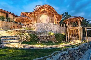 Camanta Penida - Adult Only