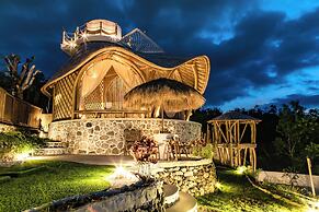 Camanta Penida - Adult Only