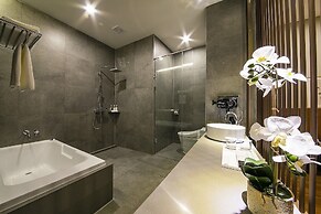 EPOCHE HOTEL