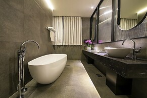 EPOCHE HOTEL