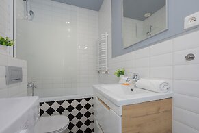 Apartment With Bath in Warsaw by Renters
