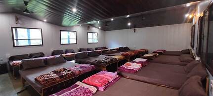 Vivek Hotel And Restaurant