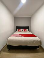 Super OYO Cideng Timur Residence Near MONAS