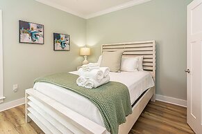 6011 Rookery 3 Four Shores Directly Accros From the Pool