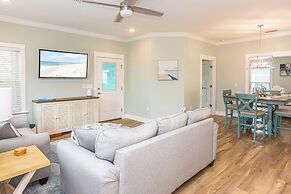 6011 Rookery 3 Four Shores Directly Accros From the Pool