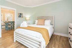 6011 Rookery 3 Four Shores Directly Accros From the Pool