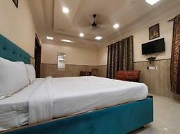 Redisston Hotel By GRB