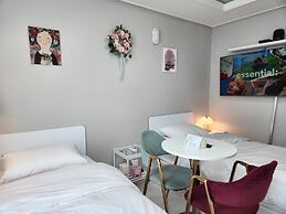 Daegu Dongseongro Star B&B Business Hotel