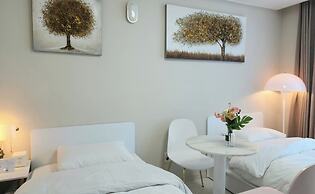 Daegu Dongseongro Star B&B Business Hotel