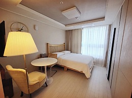 Daegu Dongseongro Star B&B Business Hotel