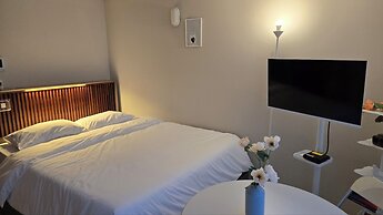 Daegu Dongseongro Star B&B Business Hotel