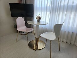 Daegu Dongseongro Star B&B Business Hotel