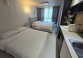 Daegu Dongseongro Star B&B Business Hotel