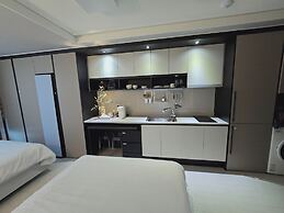 Daegu Dongseongro Star B&B Business Hotel