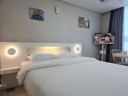 Daegu Dongseongro Star B&B Business Hotel