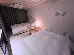 Daegu Dongseongro Star B&B Business Hotel