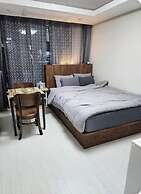 Daegu Dongseongro Star B&B Business Hotel